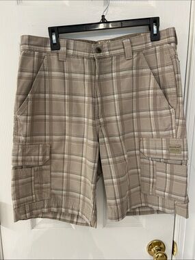 Men's Red Head Plaid Cargo Shorts - Beige Taupe size 34 waist, 10-in inseam